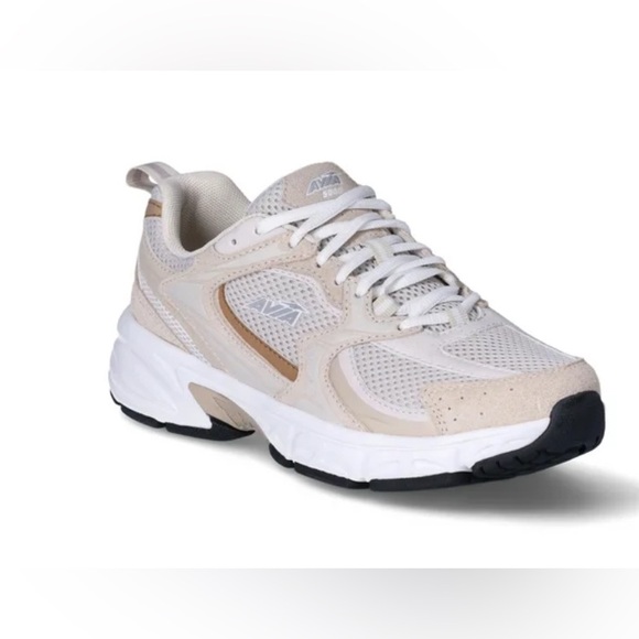 FINAL PRICE DROP Avia Women's Beige and White Sneakers - Picture 8 of 8